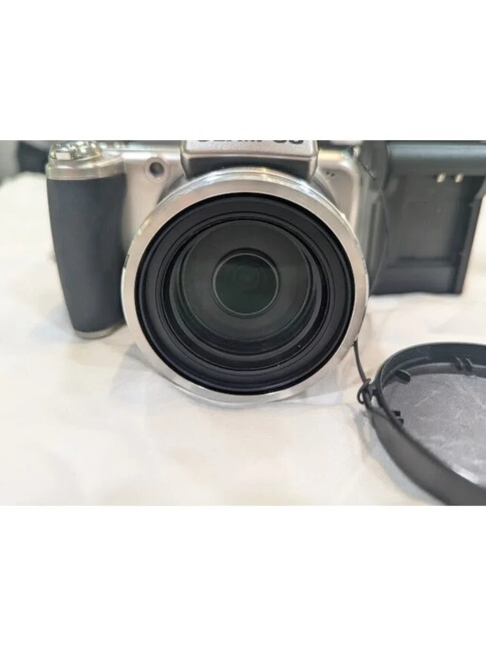 OLYMPUS SP-800UZ 14MP 30X Optical Zoom Charger 2x Batteries 2gb SD W/Bag Tested